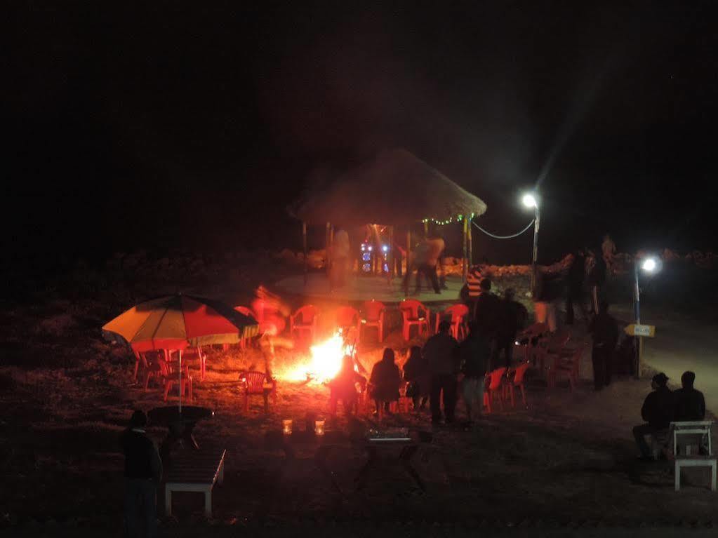 Bombay Beach Resort มันดราโมนี ภายนอก รูปภาพ